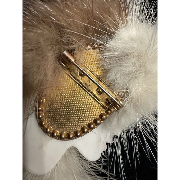 Vintage Ceramic Lady Profile Face w/ Fur Hat Handmade Brooch Pin - Picture 4 of 6